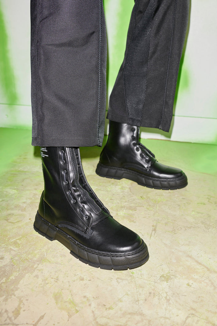 Load image into Gallery viewer, Virón 1992Z Black Apple Boots