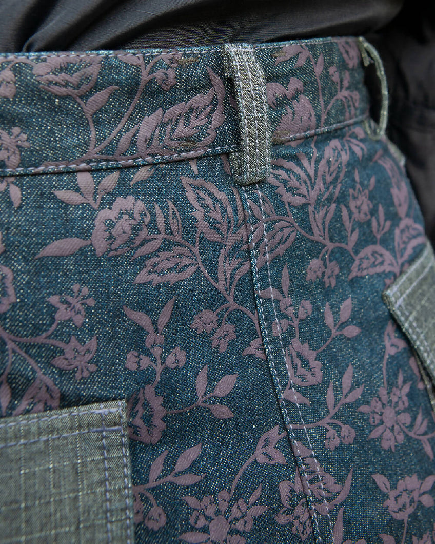 Load image into Gallery viewer, W&#39;menswear Marine Pants in Floral Denim