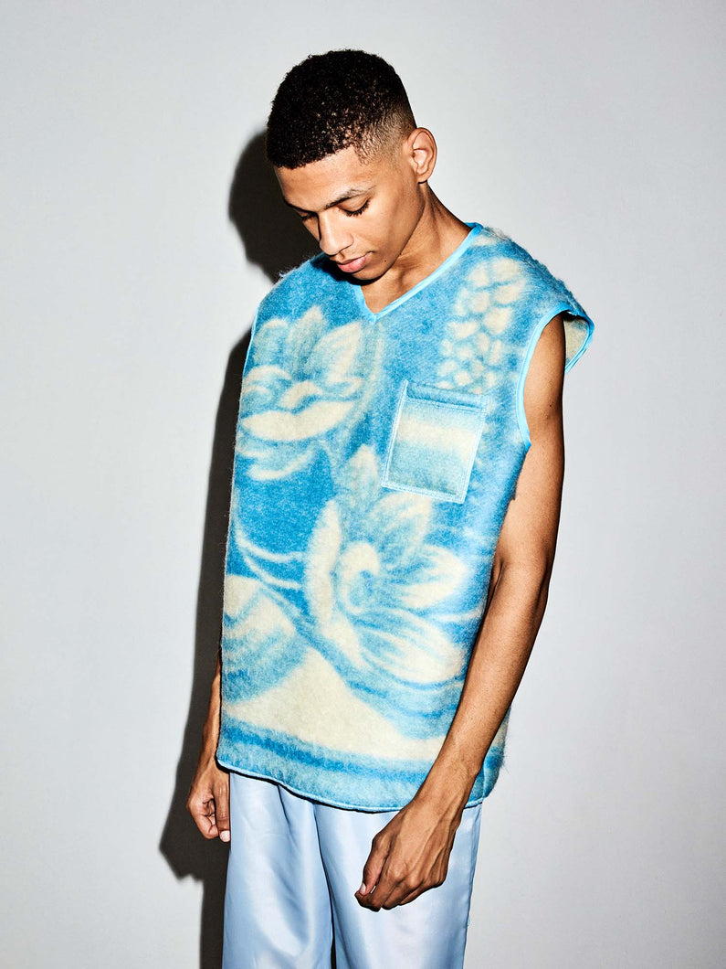Load image into Gallery viewer, Kemkes Light Blue Wool Spencer L