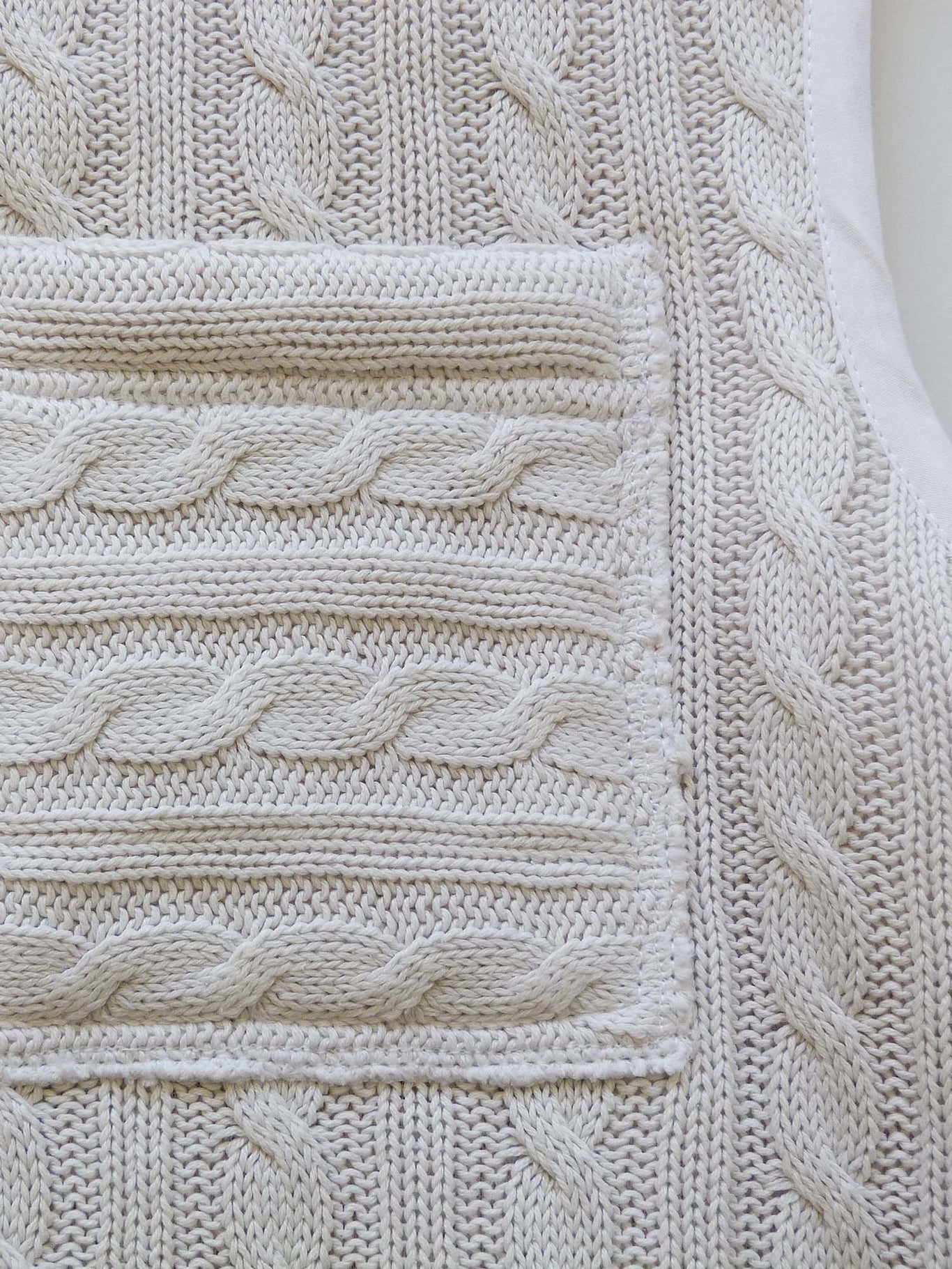 Kemkes white Cable knit Spencer M