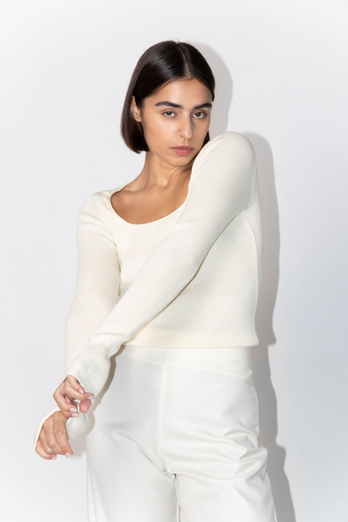 Load image into Gallery viewer, Rhea Cream Long sleeve Scoop Neck