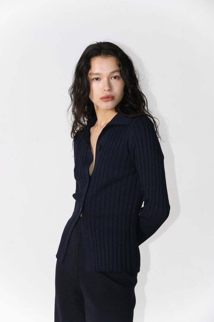 Load image into Gallery viewer, Cardigan. Navy
