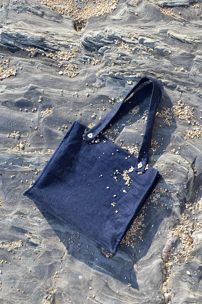 Load image into Gallery viewer, 1800 Gallons Lam Tote Bag