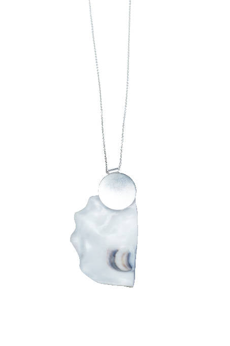 Mia Larsson Oyster Silver Short Pendant Necklace