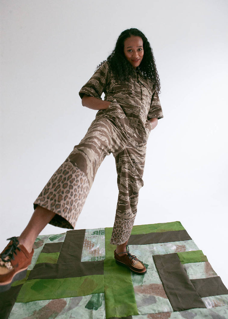 Load image into Gallery viewer, W&#39;menswear Camo Donut Coverall