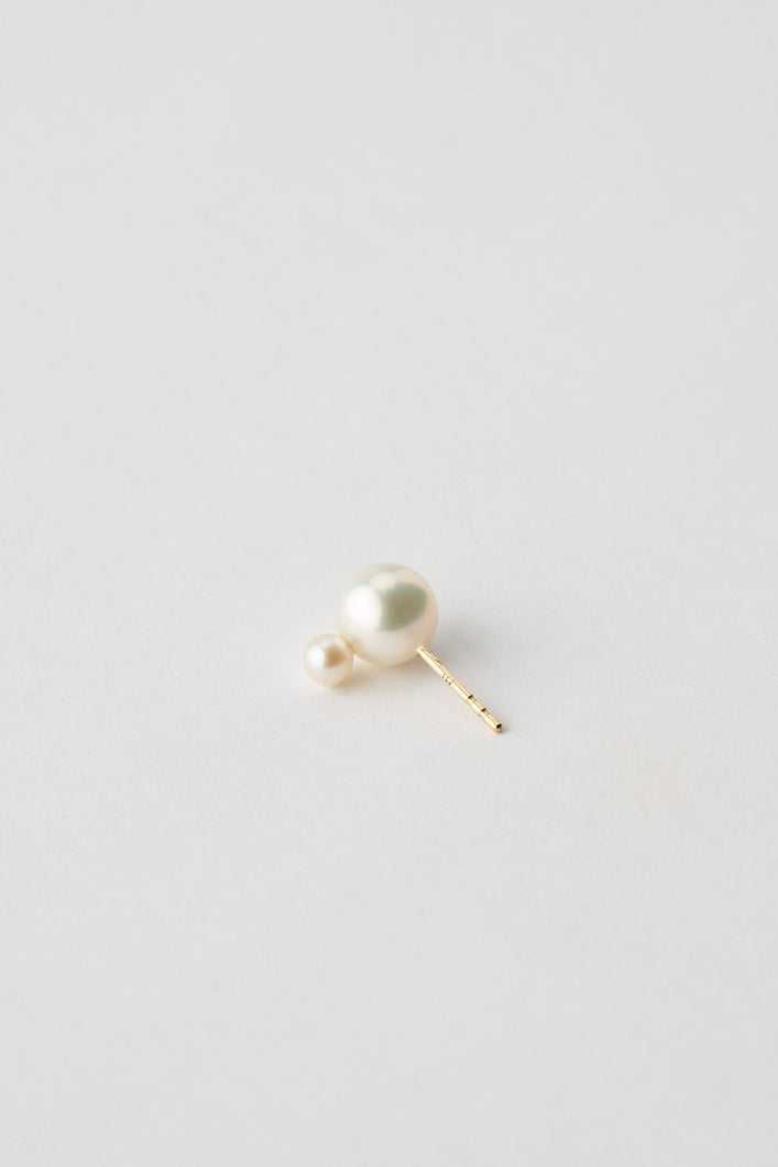Load image into Gallery viewer, Mussels and Muscles Glyzinia Pearl Earstud