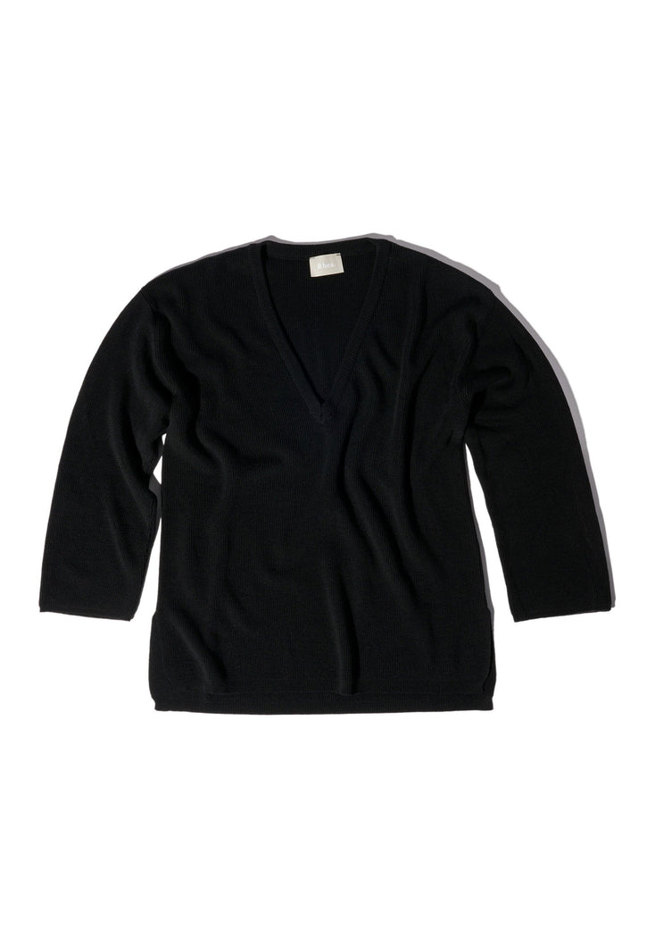 Load image into Gallery viewer, Rhea Black V Neck. Sweater