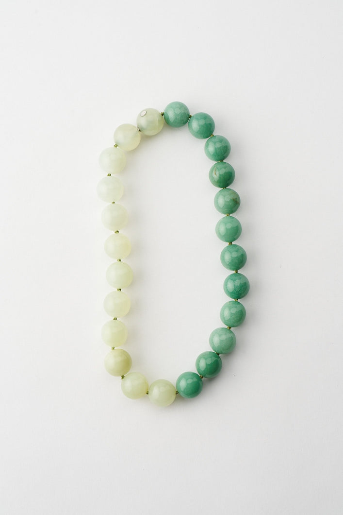 Load image into Gallery viewer, Mussels and Muscles Bicolor Jade Spheres Choker