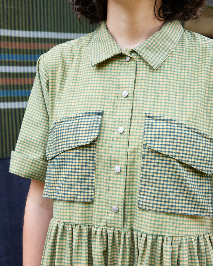 Load image into Gallery viewer, W&#39;menswear Fishing Tunic in Check