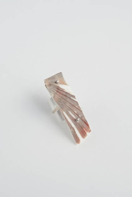 Load image into Gallery viewer, Mia Larsson Scallop Rectangle Ring
