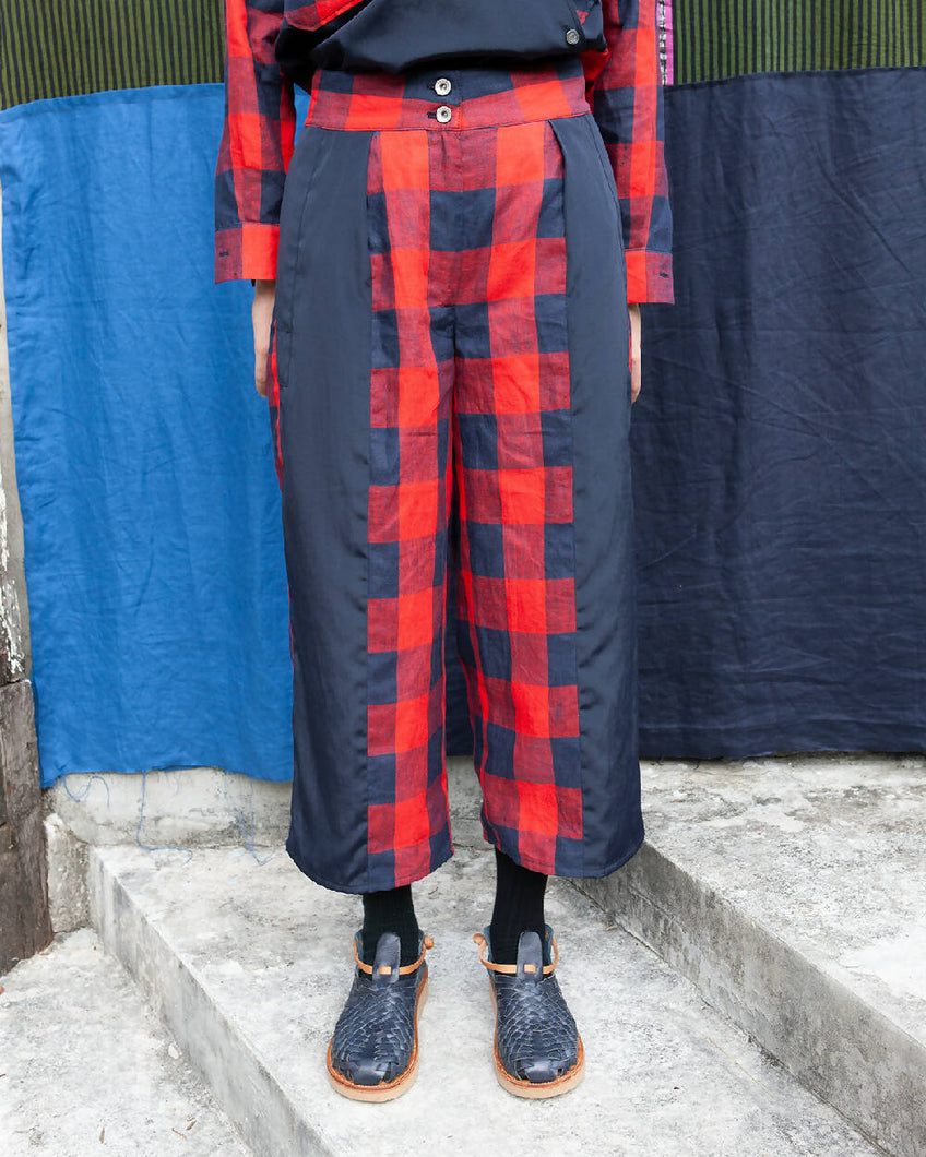 Load image into Gallery viewer, W&#39;Menswear Mountain Pants In Check