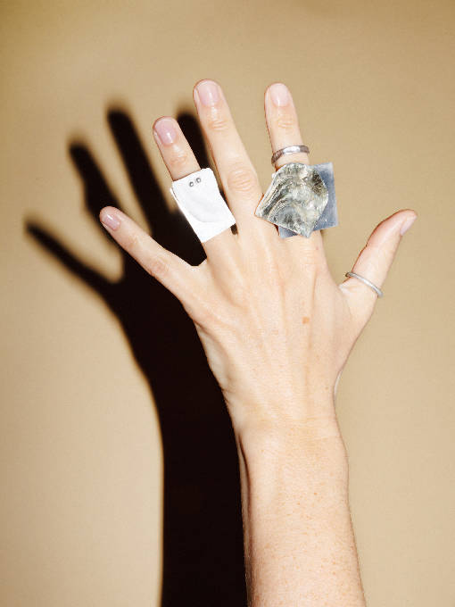 Mia Larsson Oyster Silver Square Ring