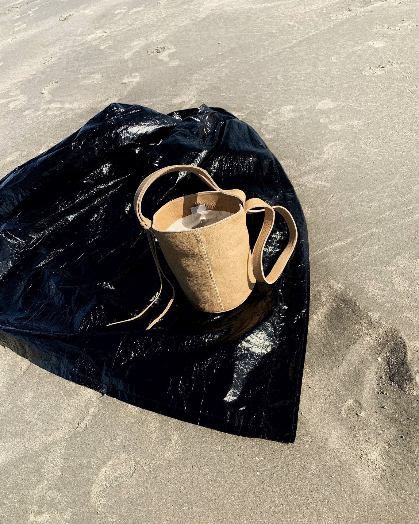 Nona Sand Bucket Bag
