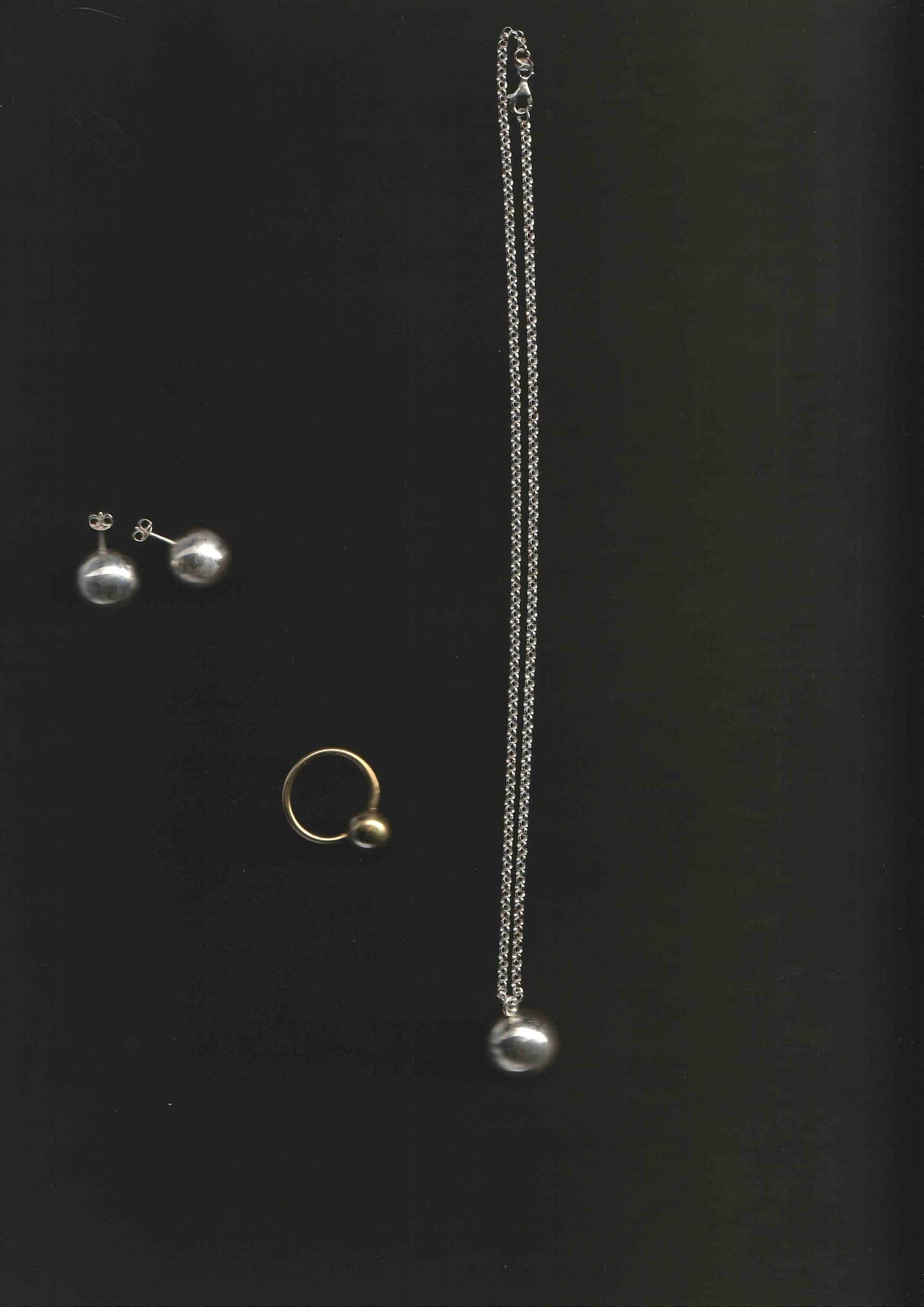 1072 Sphere Necklace