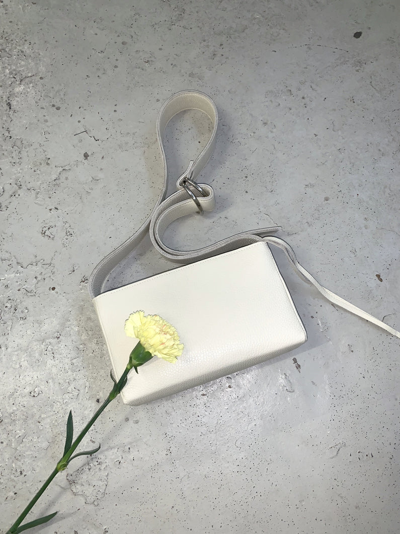 Load image into Gallery viewer, Nona White Box Bag