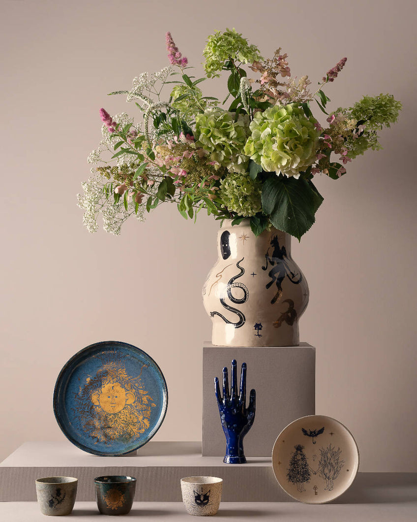 Load image into Gallery viewer, Pat Guzik Herbal Feast Vase